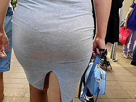Big butts milfs in tight dress
