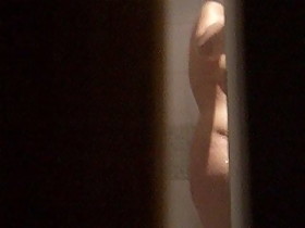 Wife in the shower voyeur